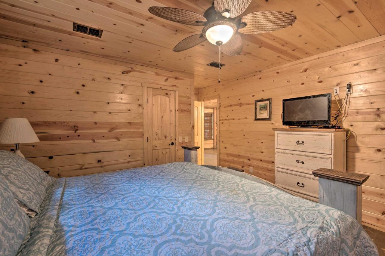 Cabin With Hot Tub - Near Broken Bow Lake And Hiking! Bagian luar foto